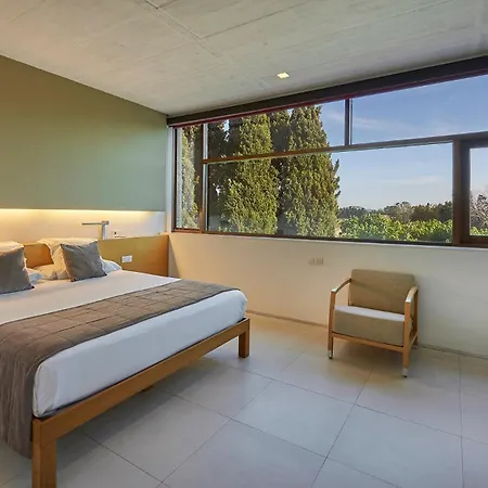 Urh - Moli Del Mig 4*